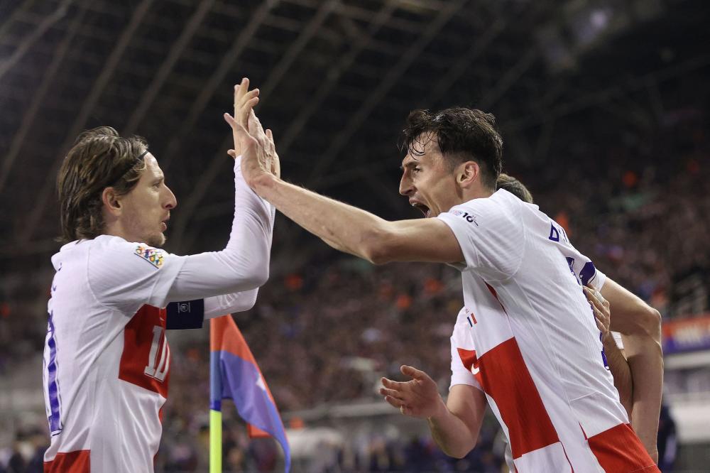 安帅：内马尔能力很强，但我不会带缺比赛强度的球员去世界杯