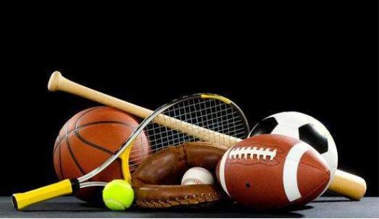 中超俱乐部欠薪问题严峻，准入审核难度大，职业化进程仍不完善。